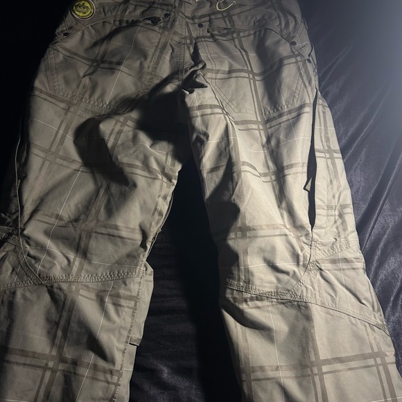 Snow pants - Picture 2 of 4